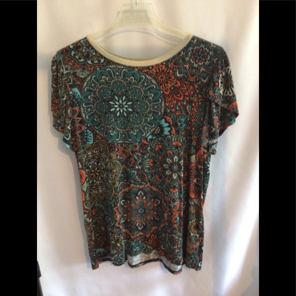 LuLaRoe Simply Comfortable Top Size Large